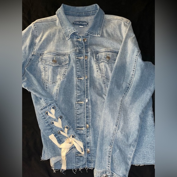 Maurice denim jacket, size 2/ M - Picture 5 of 5